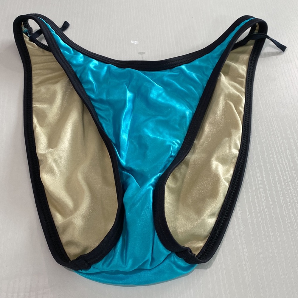 Vintage TOO HOT BRAZIL TURQUOISE BLUE HIGH CUT BIKINI BOTTOMS SIZE MEDIUM